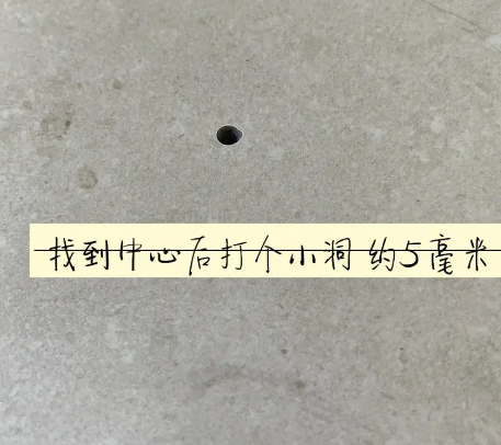 潍坊瓷砖空鼓维修公司专业解答在瓷砖铺贴过程中，如果砂料搅拌不均匀，将会带来以下问题